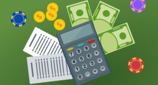 Notas bancárias, calculadora, dinheiro, fichas, moedas e notas fiscais