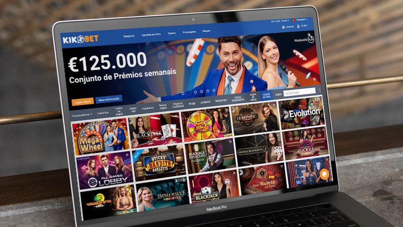 Página de roleta ao vivo do casino KikoBet no laptop